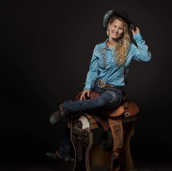 Meet your Posher, Chy - Picture 1 of 1